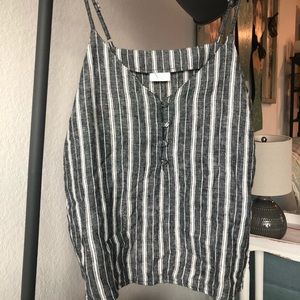 Black and white crop top